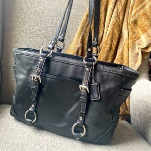 Coach Gallery Tote Purse F12343 Black Leather Handbag zipper top medium size